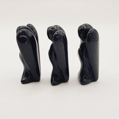 Schutzengel aus Blauem Sandstein - World of Crystals