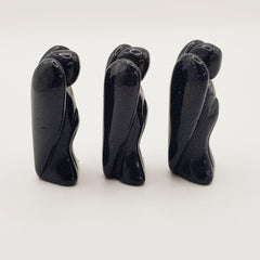 Schutzengel aus Blauem Sandstein - World of Crystals