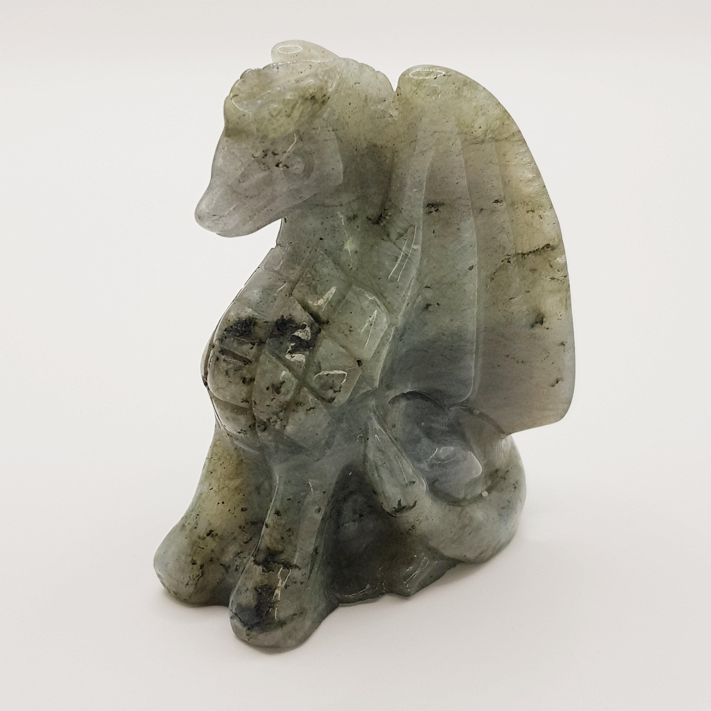 Wächterdrache aus Labradorit - World of Crystals