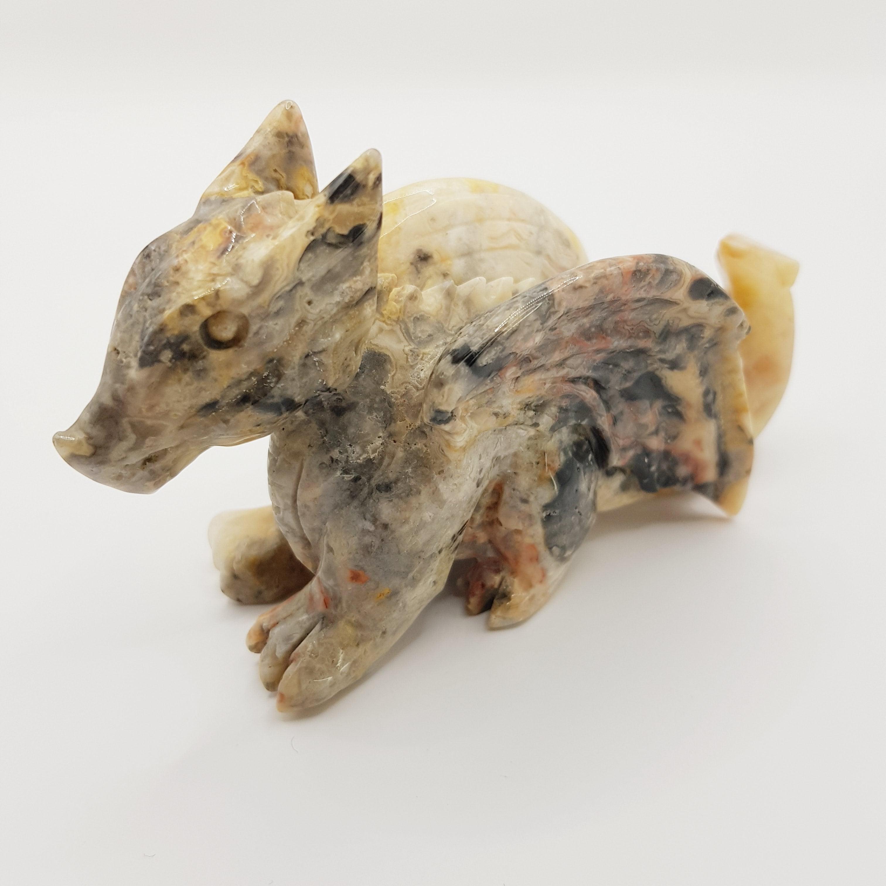 Mystischer Drache aus Crazy Lace Achat - World of Crystals