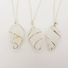 Klarer Quarz-Rohstein Halskette – 3-4cm, Handgefertigt - World of Crystals