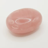 Rosenquarz-Palmstein – 5cm, Handgefertigt - World of Crystals