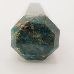 Blauer Apatit-Obelisk Turm – 5-15cm, Handgefertigt - World of Crystals