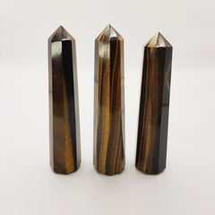 Gelbes Tigerauge-Obelisk Turm – 5-15cm, Handgefertigt - World of Crystals