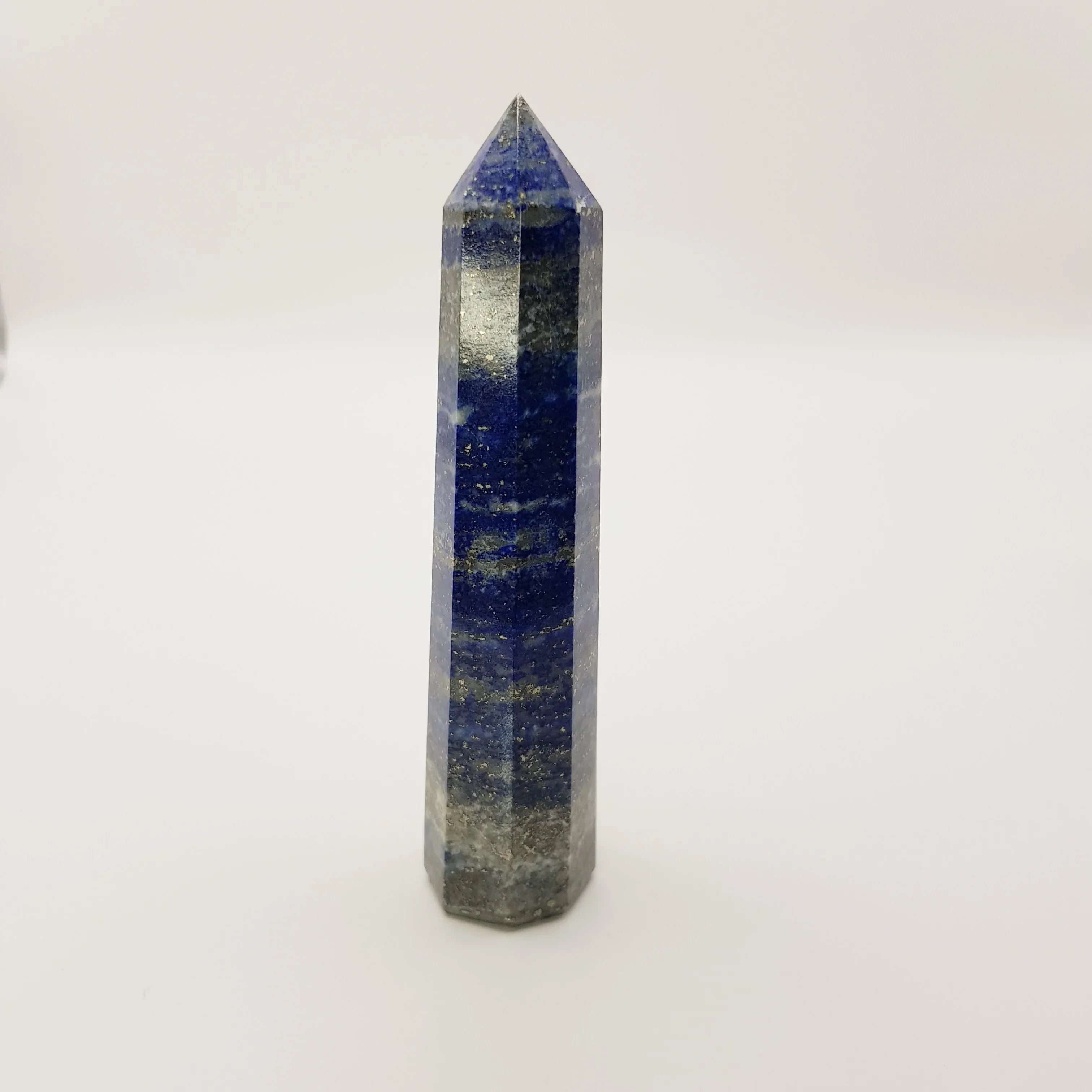 Lapislazuli-Obelisk Turm – 5-15cm, Handgefertigt - World of Crystals