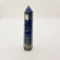 Lapislazuli-Obelisk Turm – 5-15cm, Handgefertigt - World of Crystals