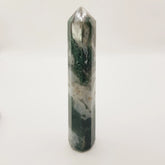Moosachat-Obelisk Turm – 5-15cm, Handgefertigt - World of Crystals