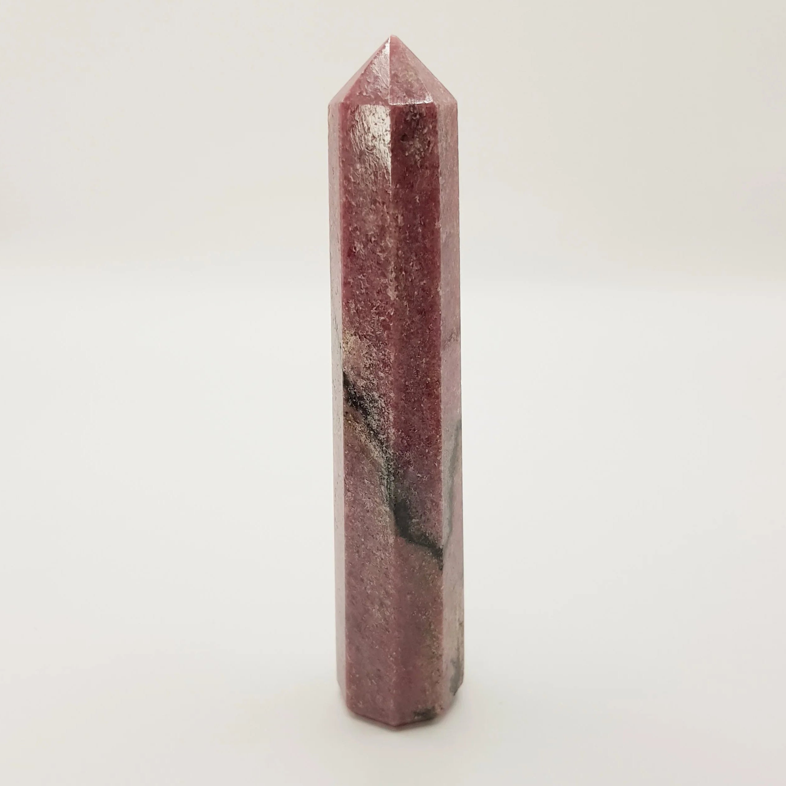 Rhodonit-Obelisk Turm – 5-15cm, Handgefertigt - World of Crystals