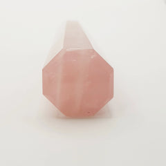 Rosenquarz-Obelisk Turm – 5-15cm, Handgefertigt - World of Crystals