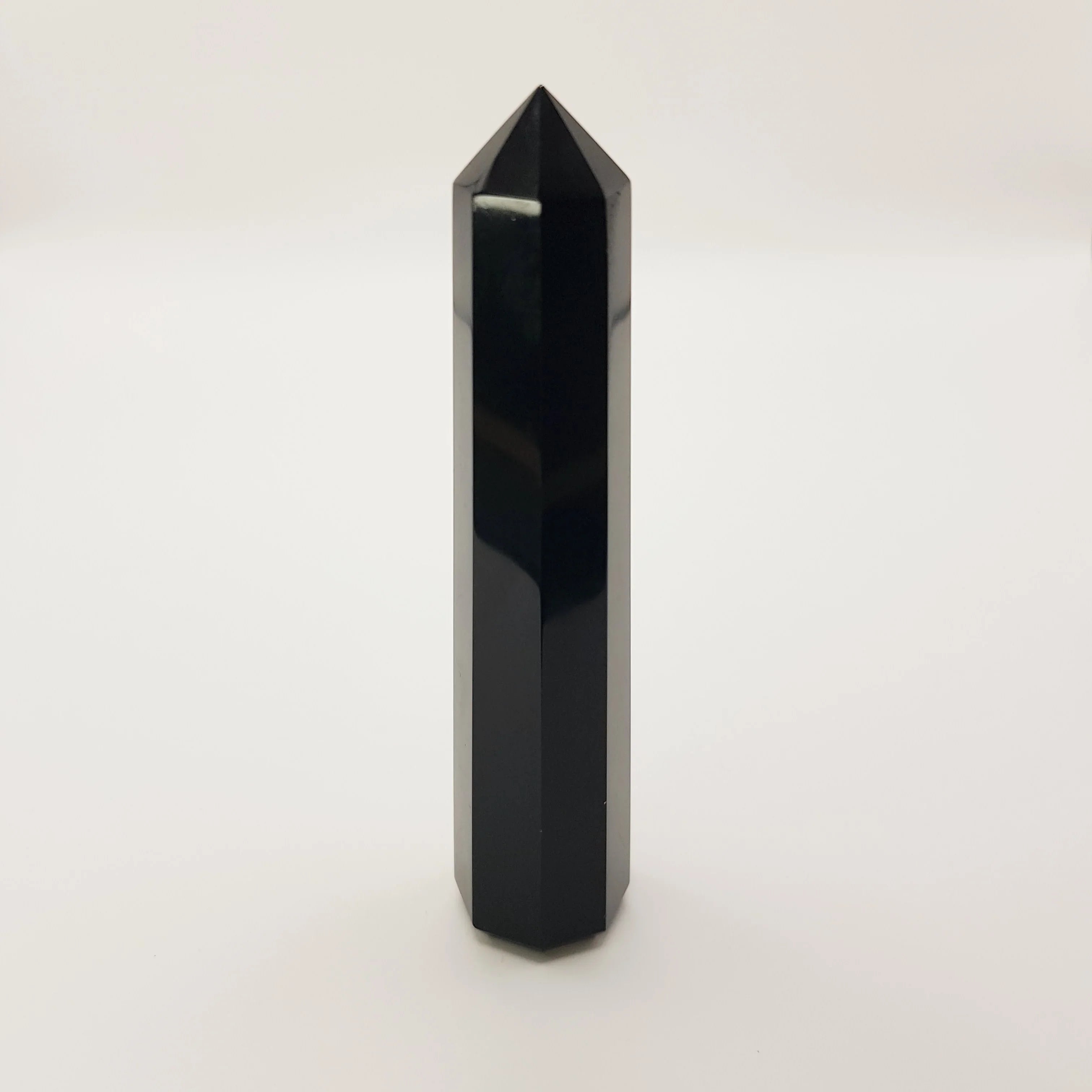 Schwarzer Obsidian-Obelisk Turm – 5-15cm, Handgefertigt - World of Crystals