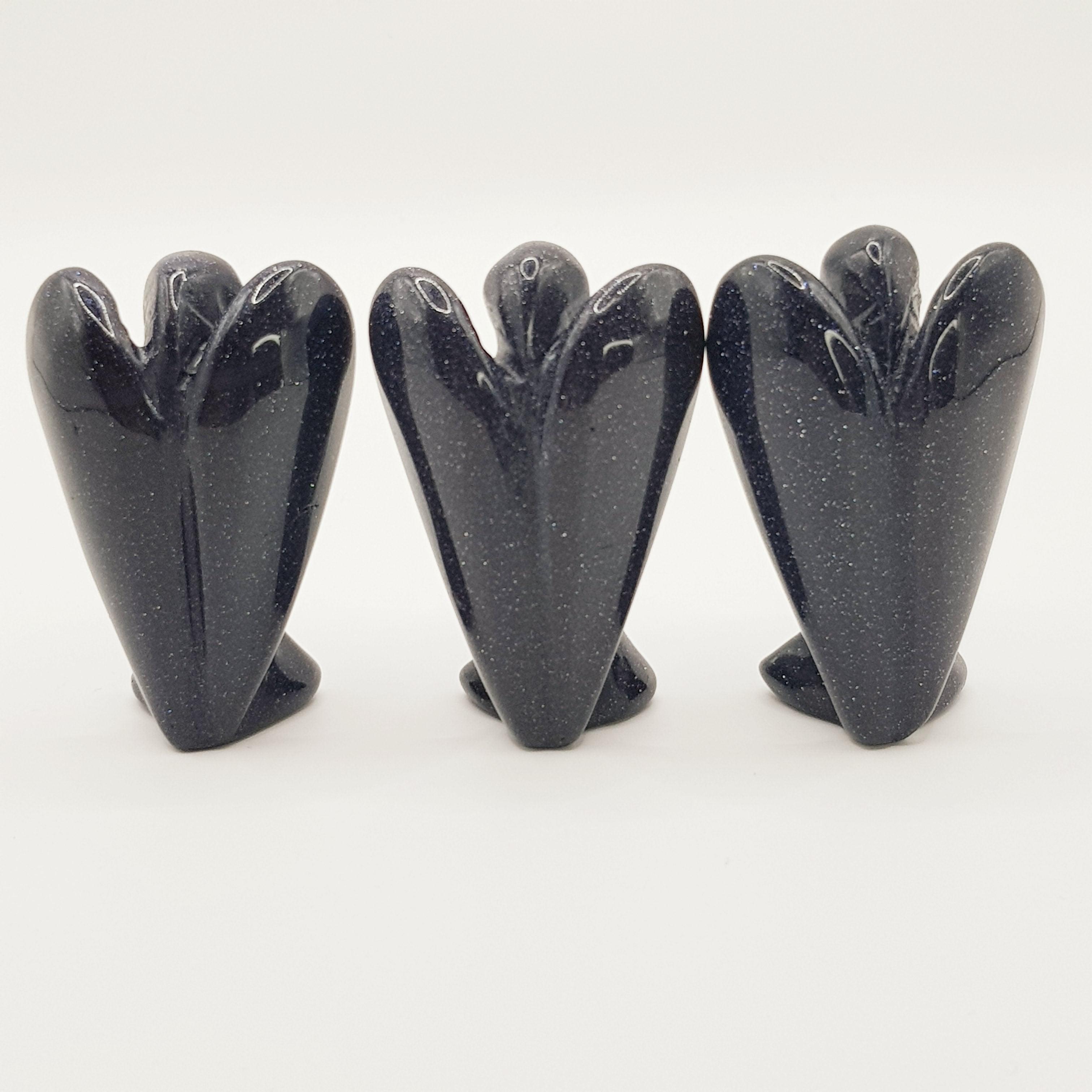 Schutzengel aus Blauem Sandstein - World of Crystals