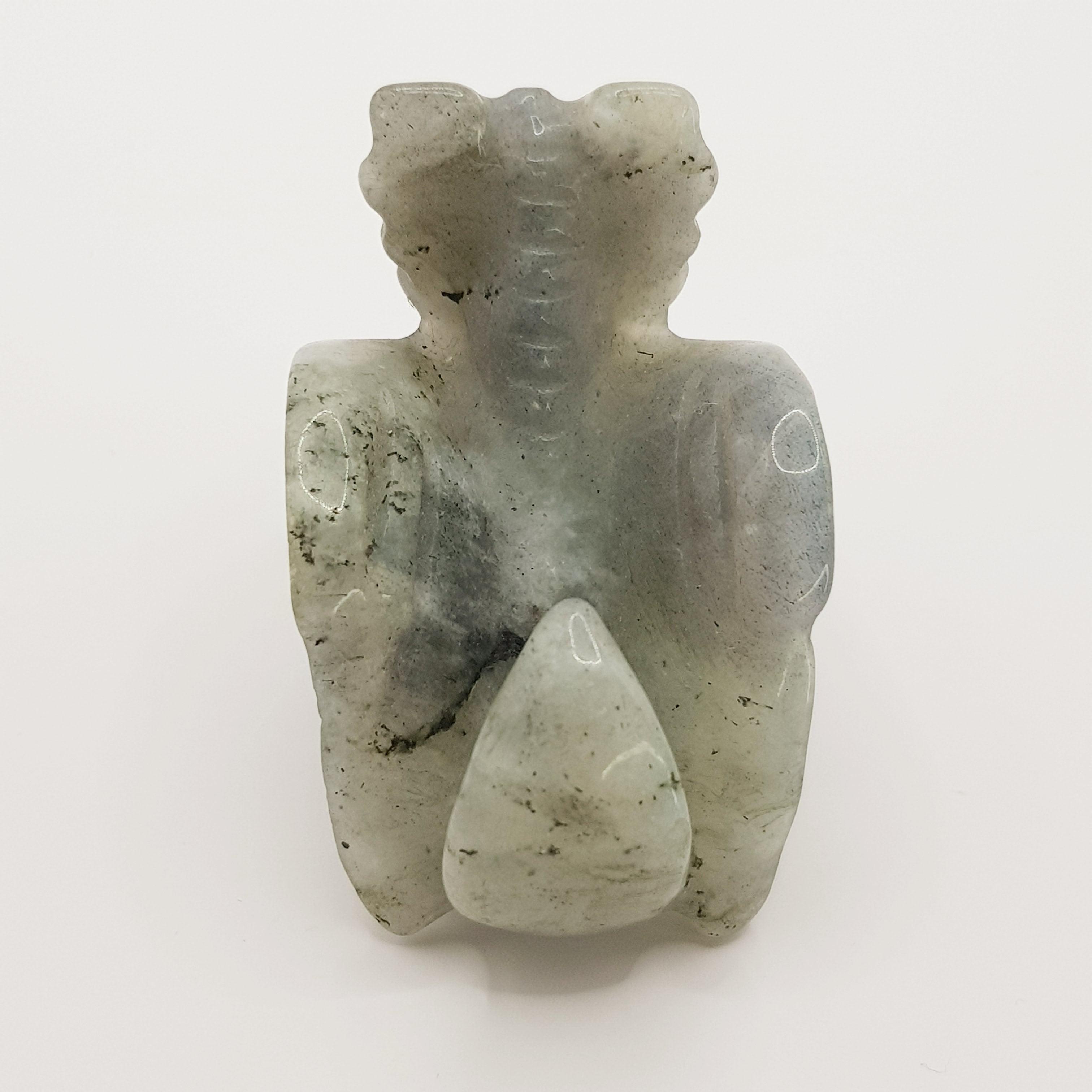 Mini Schutzdrache aus Labradorit - World of Crystals