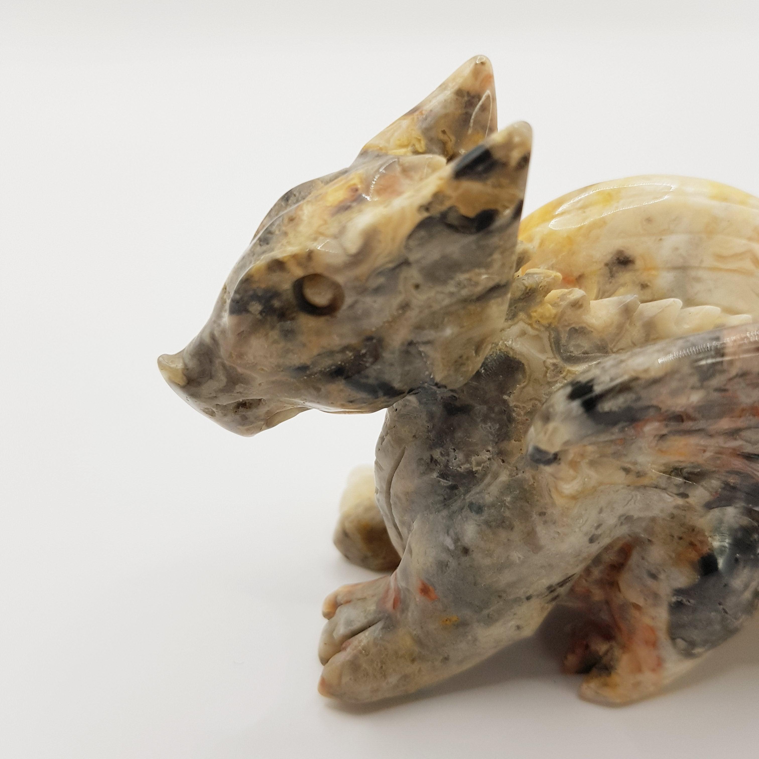 Mystischer Drache aus Crazy Lace Achat - World of Crystals