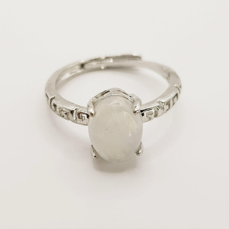 Regenbogen-Opalring mit filigranem Muster