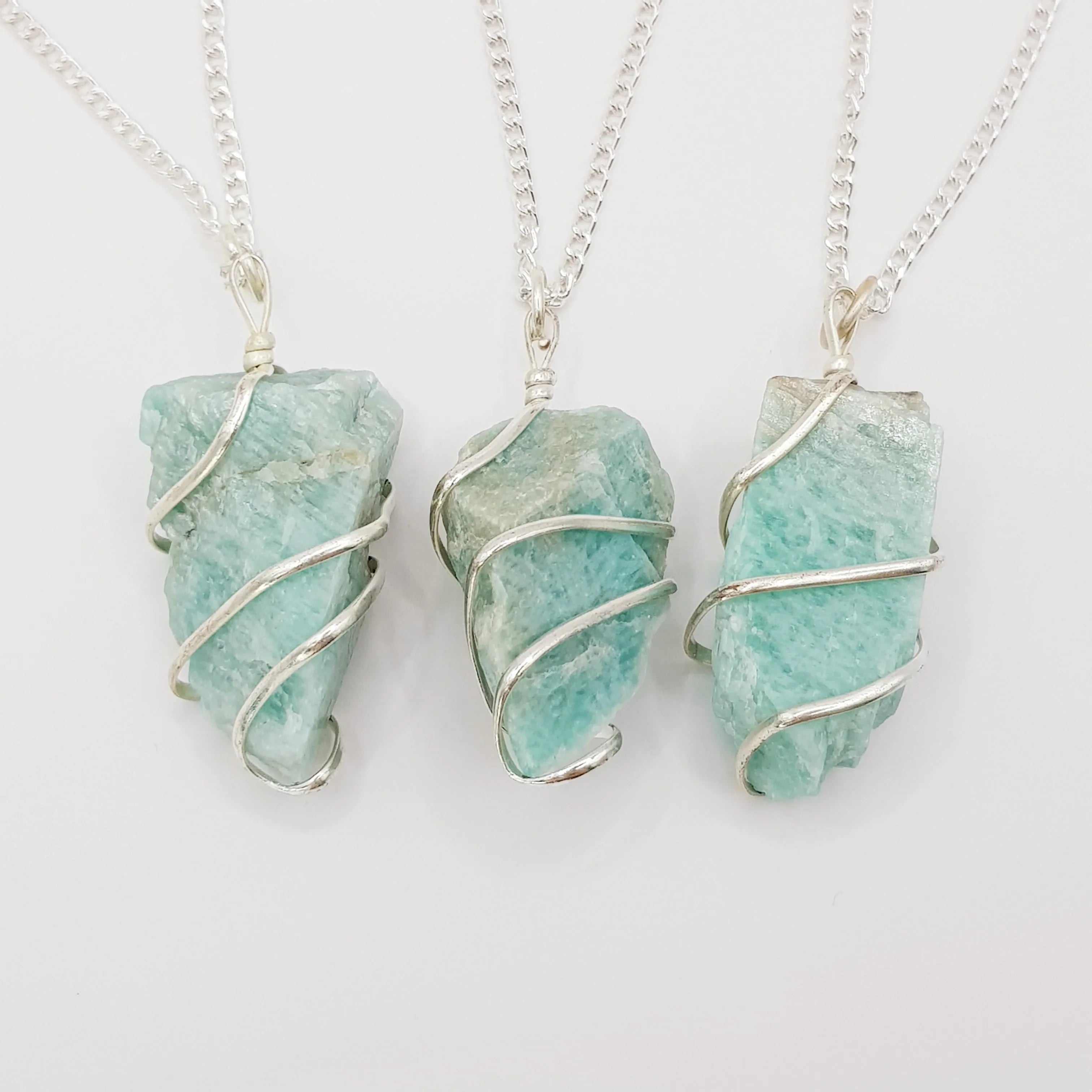 Amazonit-Rohstein Halskette – 3-4cm, Handgefertigt - World of Crystals