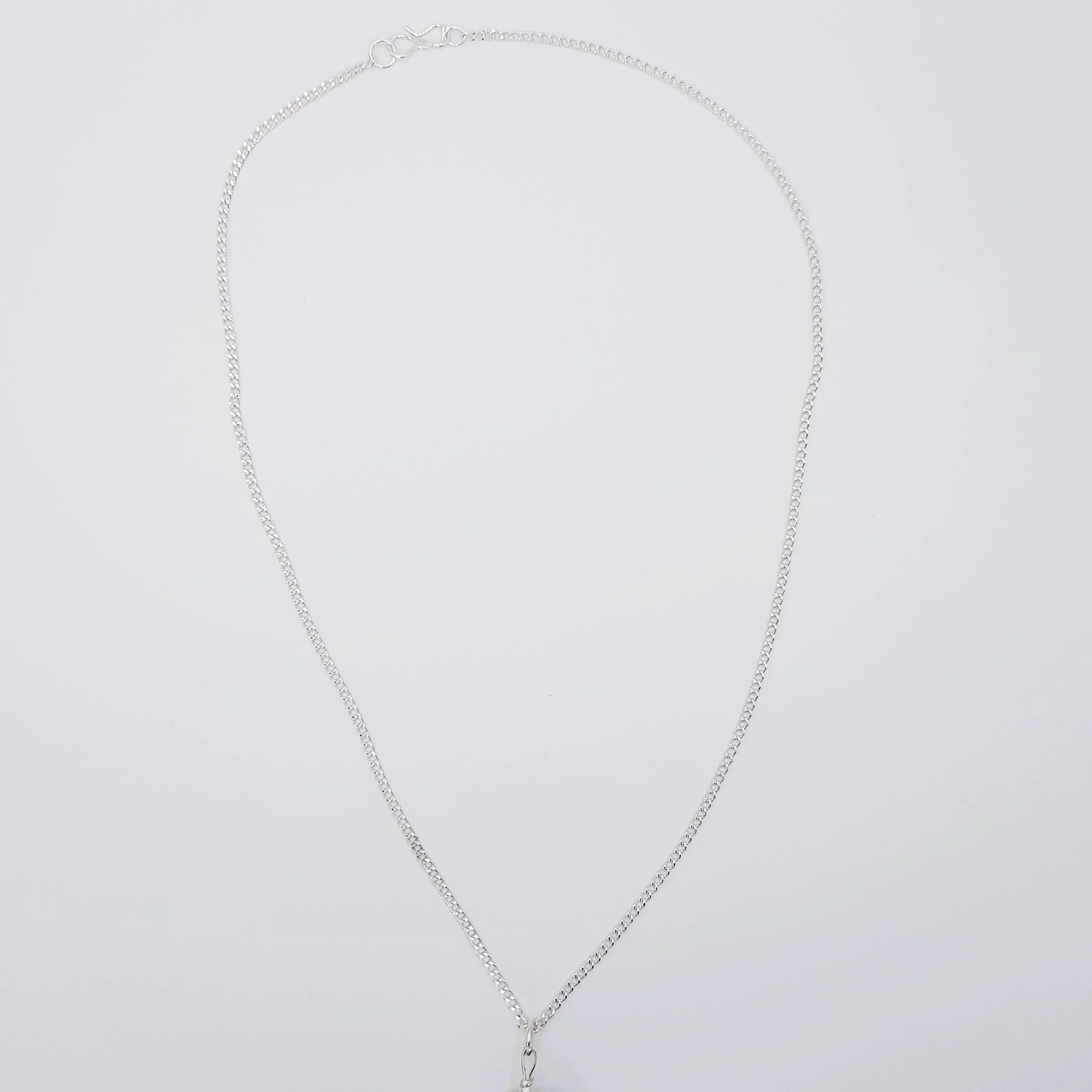 Sodalith-Rohstein Halskette – 3-4cm, Handgefertigt - World of Crystals