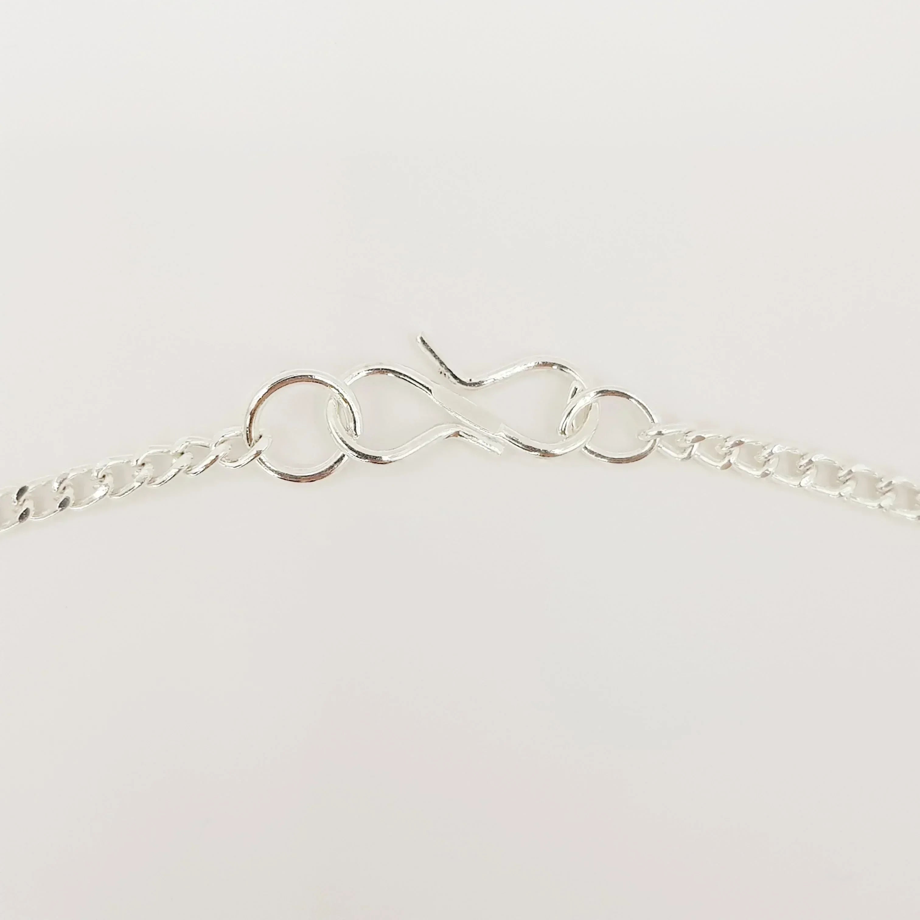 Sodalith-Rohstein Halskette – 3-4cm, Handgefertigt - World of Crystals