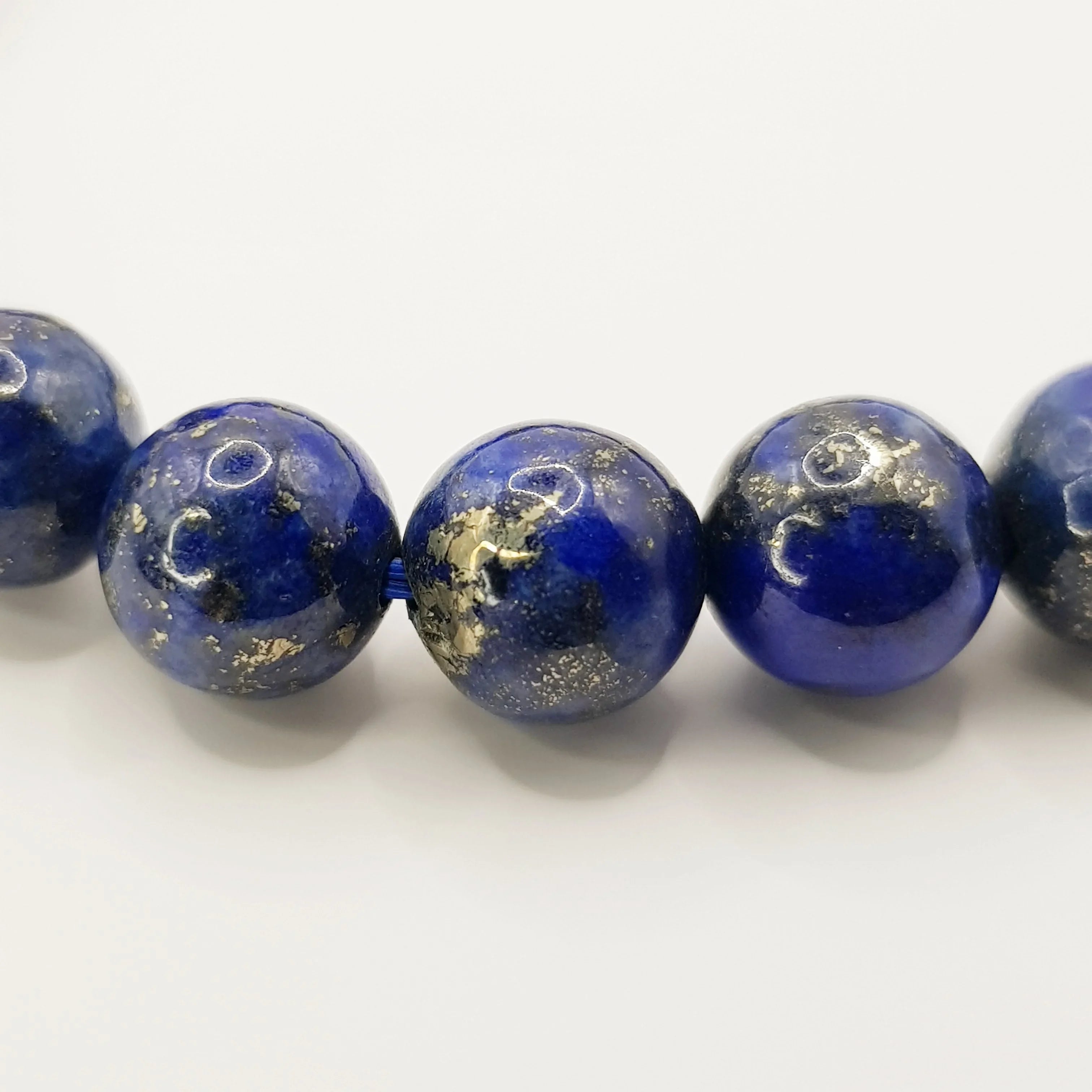 Lapislazuli-Perlenarmband – One-Size, Dehnbar, Handgefertigt - World of Crystals