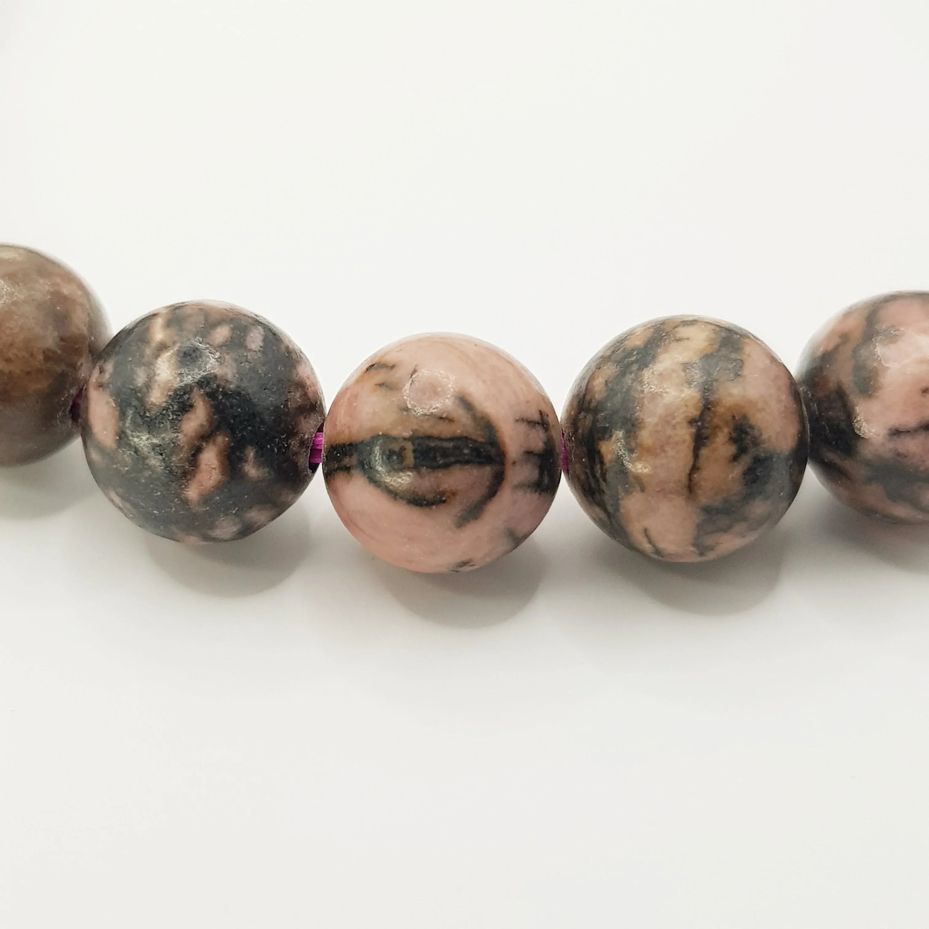 Rhodonit-Perlenarmband – One-Size, Dehnbar, Handgefertigt - World of Crystals