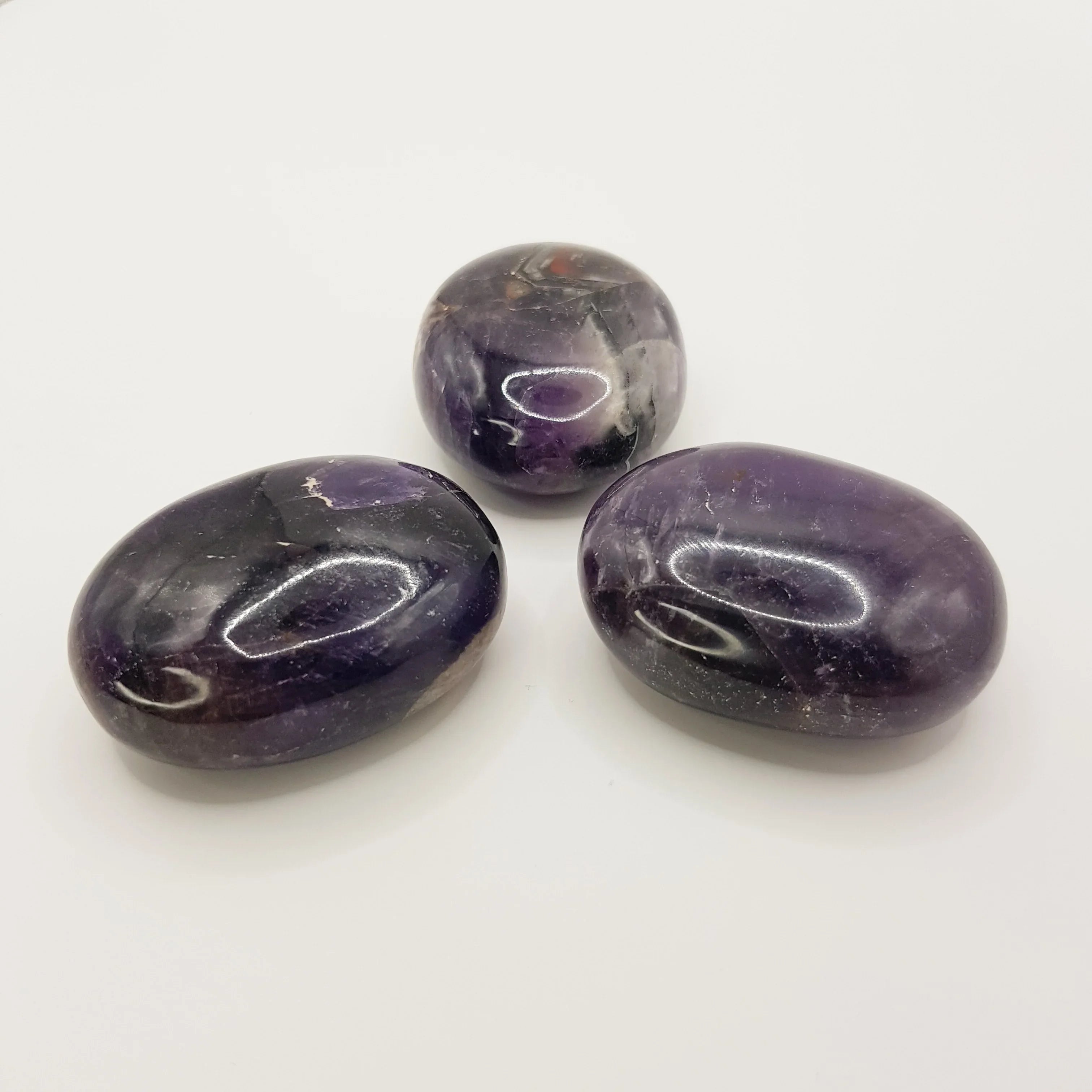 Amethyst-Palmstein – 5cm, Handgefertigt - World of Crystals