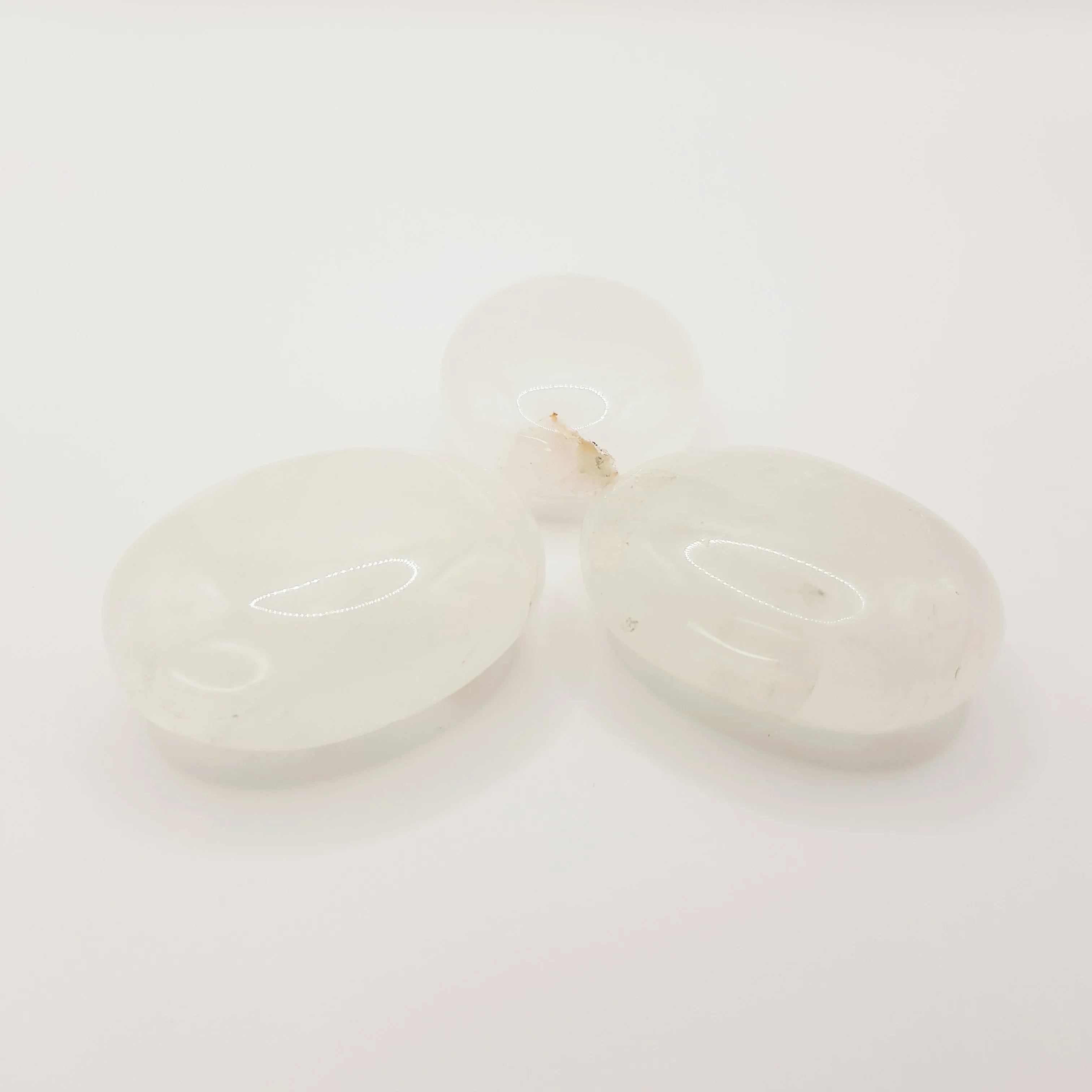 Klarer Quarz-Palmstein – 5cm, Handgefertigt - World of Crystals