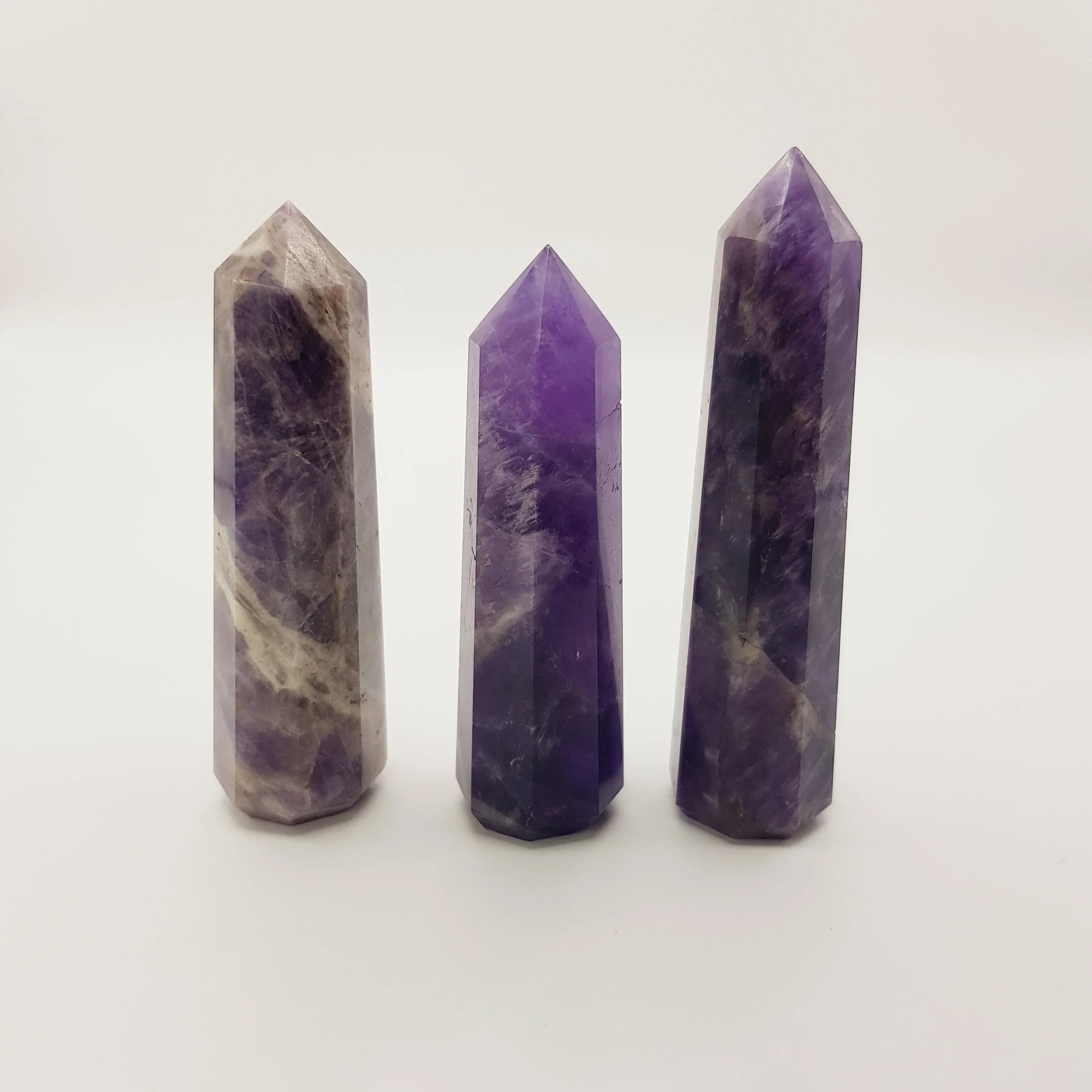 Amethyst-Obelisk Turm – 5-15cm, Handgefertigt - World of Crystals