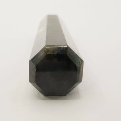 Labradorit-Obelisk Turm – 5-15cm, Handgefertigt - World of Crystals